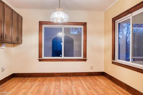 216 E Oliver, Owosso, MI 48867 photo 5
