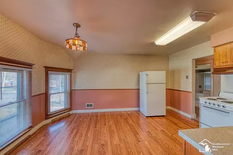 309 Monroe, Carleton, MI 48117 photo 12