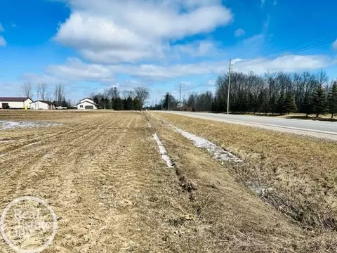 Vl North, Clyde, MI 48049 photo 4