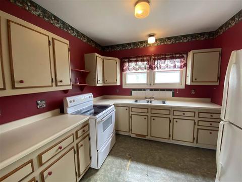 220 Grout, Gladwin, MI 48624 photo 5