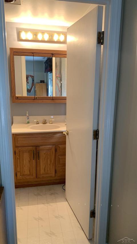 12859 Basell, Hemlock, MI 48626 photo 33