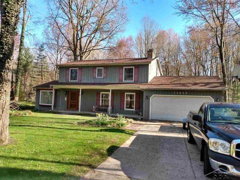 12859 Basell, Hemlock, MI 48626 photo 2