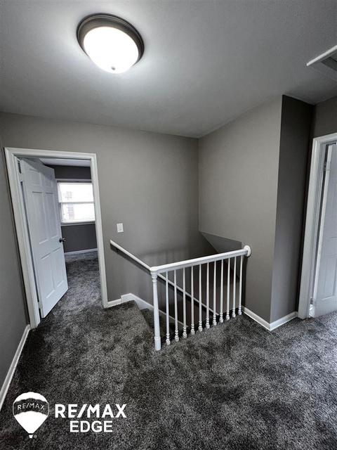 1393 Williamsburg, Flint, MI 48507 photo 10