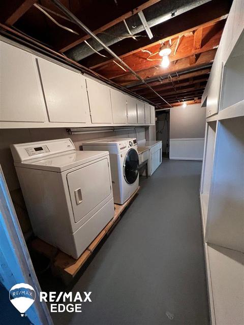1393 Williamsburg, Flint, MI 48507 photo 22