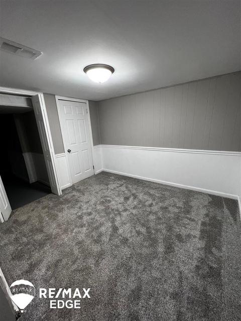 1393 Williamsburg, Flint, MI 48507 photo 20