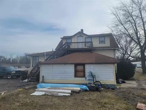 1302 S Huron, Kawkawlin, MI 48631 photo 4