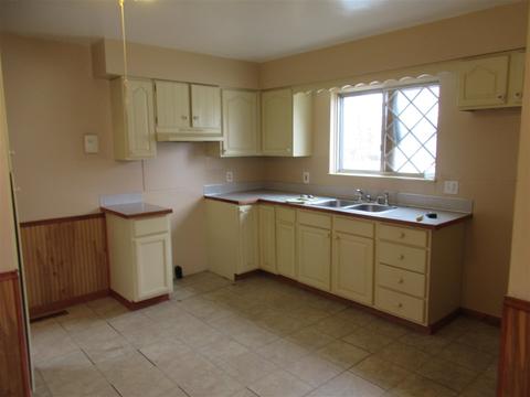 3905 Joyner, Flint, MI 48532 photo 4