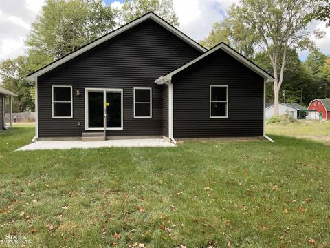 9319 Oakdale, Algonac, MI 48001 photo 3