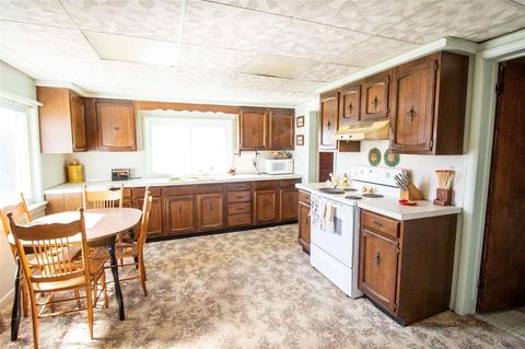 3460 E Vienna Rd, Clio, MI 48420 photo 7