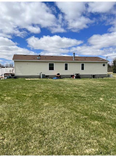 1117 S Morrish Rd, Clayton, MI 48532 photo 6