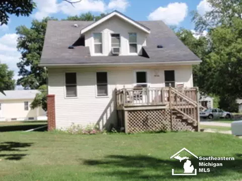 14734 Chamberlain, Flat Rock, MI 48134 photo 2