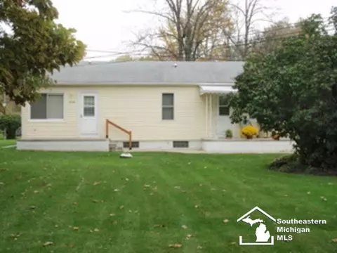 14734 Chamberlain, Flat Rock, MI 48134 photo 6