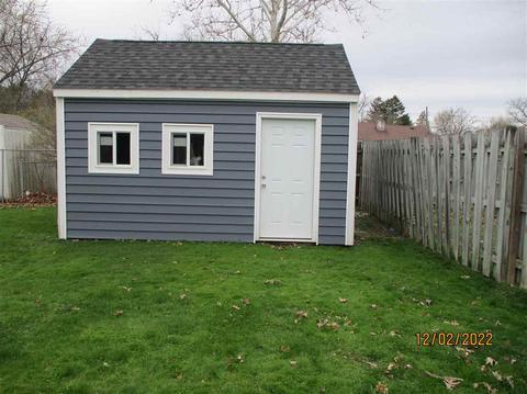 1015 Krust Dr, Owosso, MI 48867 photo 4