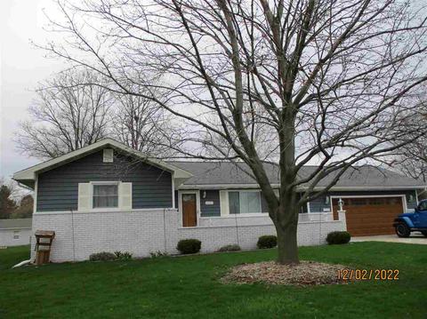 1015 Krust Dr, Owosso, MI 48867 photo 8