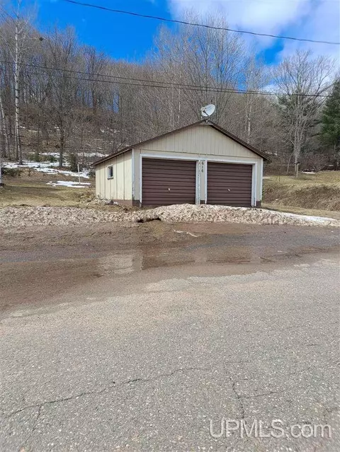 616 S S Pne, Ishpeming, MI 49849 photo 1