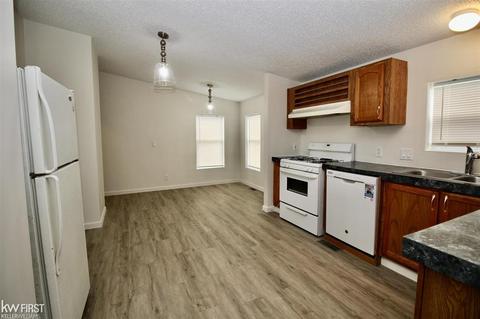 1096 Frances, Mount Morris, MI 48458 photo 4
