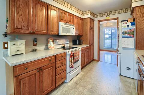 611 Fairfield Dr, Flushing, MI 48433 photo 14