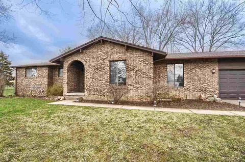 611 Fairfield Dr, Flushing, MI 48433 photo 2