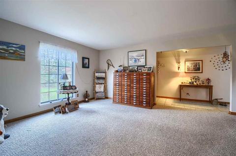 611 Fairfield Dr, Flushing, MI 48433 photo 6