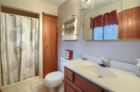 611 Fairfield Dr, Flushing, MI 48433 photo 28