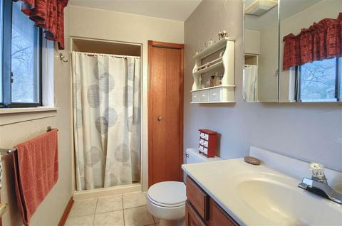 611 Fairfield Dr, Flushing, MI 48433 photo 29