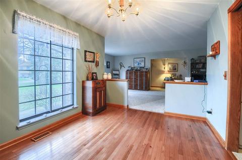 611 Fairfield Dr, Flushing, MI 48433 photo 9