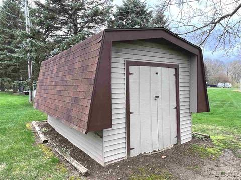 1486 Cherry Dr, Adrian, MI 49221 photo 39