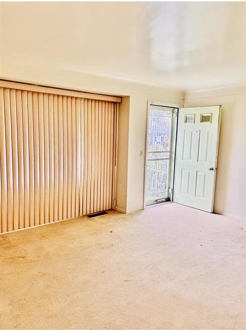 1819 Chelan St, Flint, MI 48503 photo 8