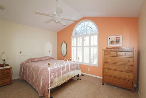 6332 Squire Lake Dr, Flushing, MI 48433 photo 17