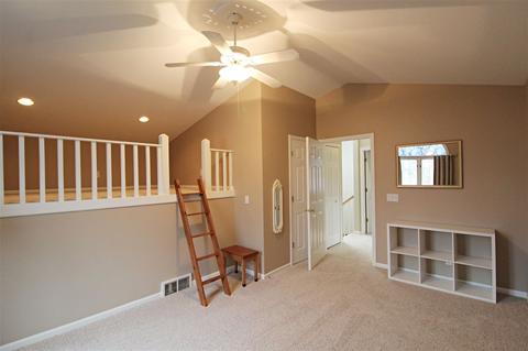 6332 Squire Lake Dr, Flushing, MI 48433 photo 15