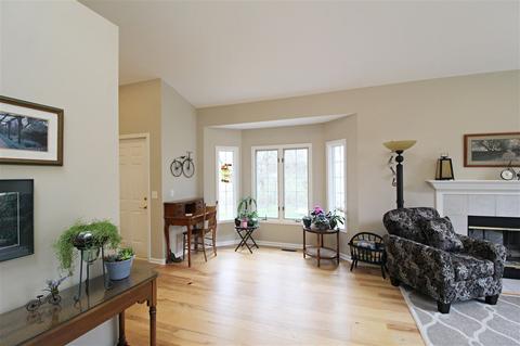 6332 Squire Lake Dr, Flushing, MI 48433 photo 5