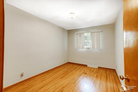 2269 Smith, Temperance, MI 48182 photo 33