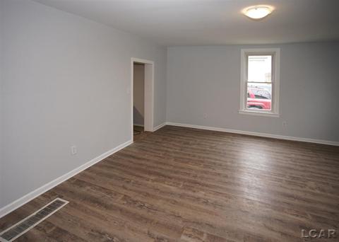 420 River St, Adrian, MI 49221 photo 3
