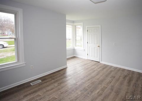 420 River St, Adrian, MI 49221 photo 6