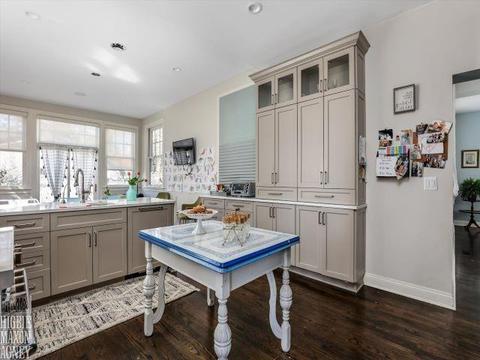 35 Fisher Rd, Grosse Pointe, MI 48230 photo 8