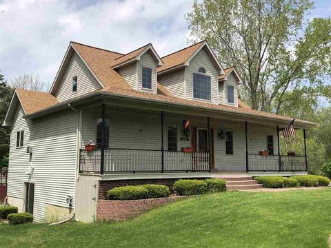 8494 Jaclyn Ann Dr, Flushing, MI 48433 photo 2