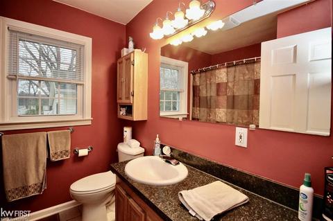 306 Oak, Flushing, MI 48433 photo 13