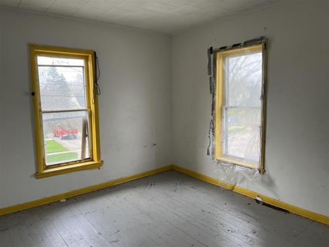 320 Cass St, Owosso, MI 48867 photo 10