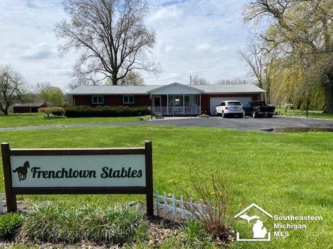 1875 W Hurd, Monroe, MI 48162 photo 1