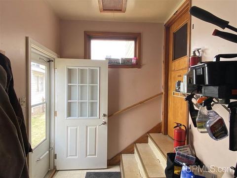 307 W Division, Ishpeming, MI 49849 photo 16