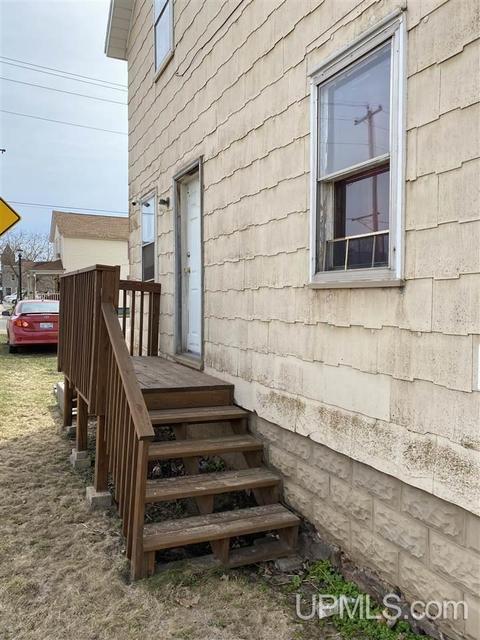307 W Division, Ishpeming, MI 49849 photo 34