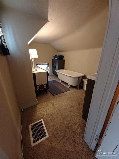 810 Pine St, Owosso, MI 48867 photo 17
