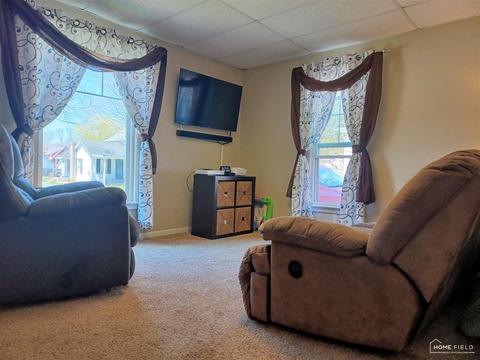 810 Pine St, Owosso, MI 48867 photo 7