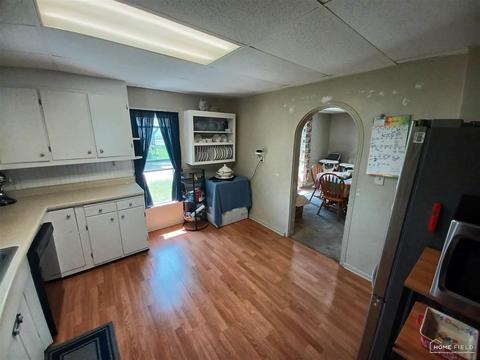 810 Pine St, Owosso, MI 48867 photo 10