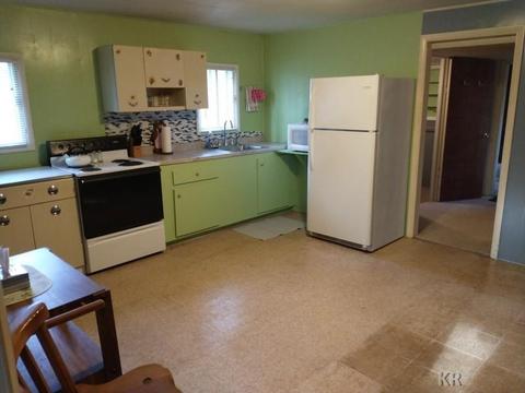 1059 Crestview Dr, Harrison, MI 48625 photo 11