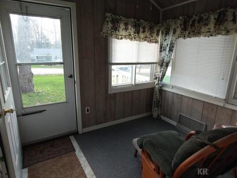 1059 Crestview Dr, Harrison, MI 48625 photo 4