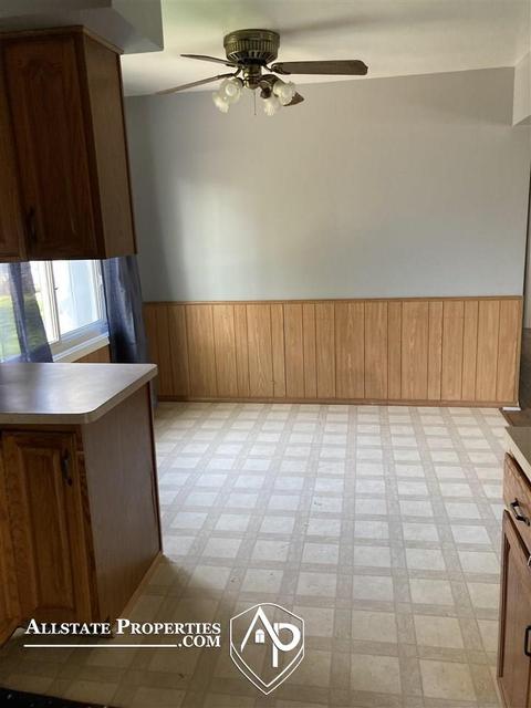 3801 Delaware Ave, Flint, MI 48506 photo 9