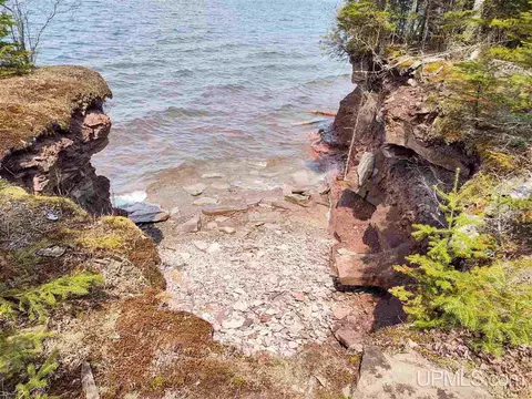tbd Parcel B Point Abbaye, L'anse, MI 49946 photo 3