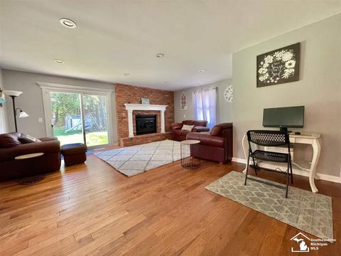 6936 Jackman Rd, Temperance, MI 48182 photo 10