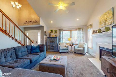 833 Star Dr, Davison, MI 48423 photo 9